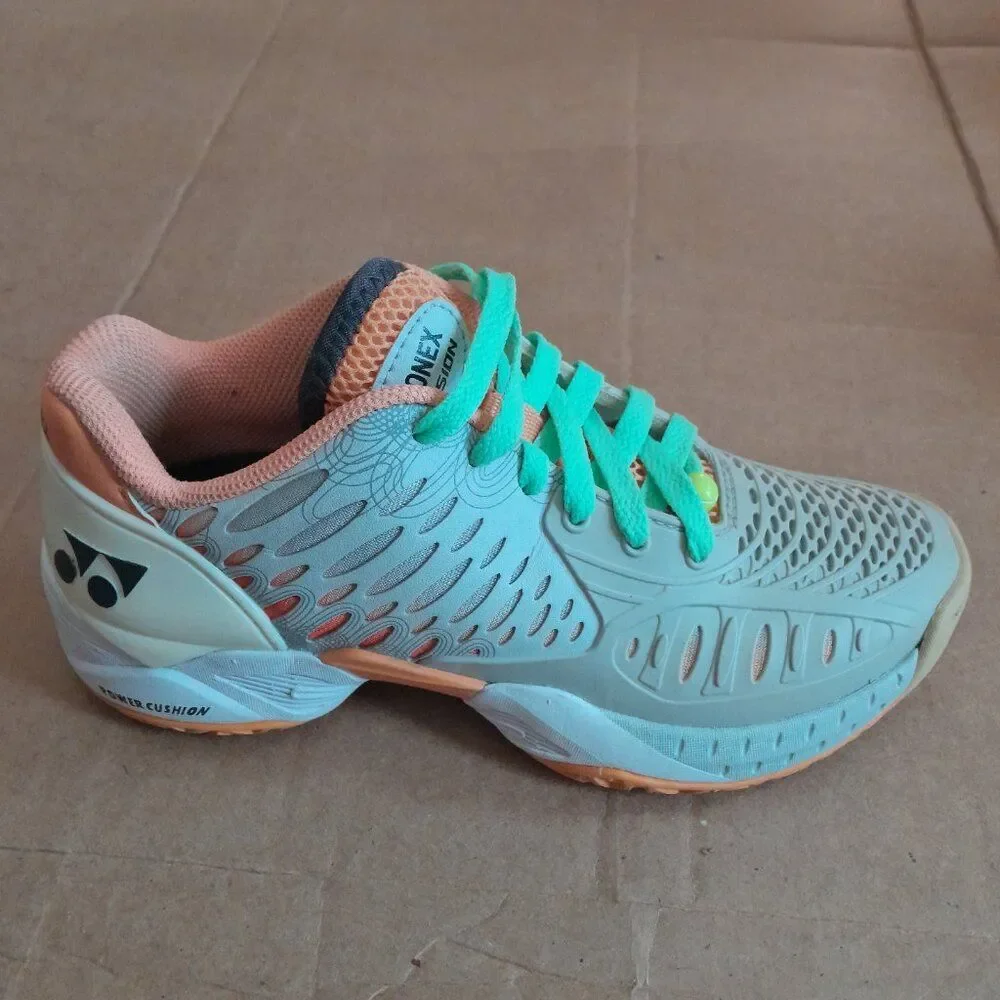 Yonex Badminton shoes Power Cushion Eclipsion Mid Top Size Men 5 Women 6.5